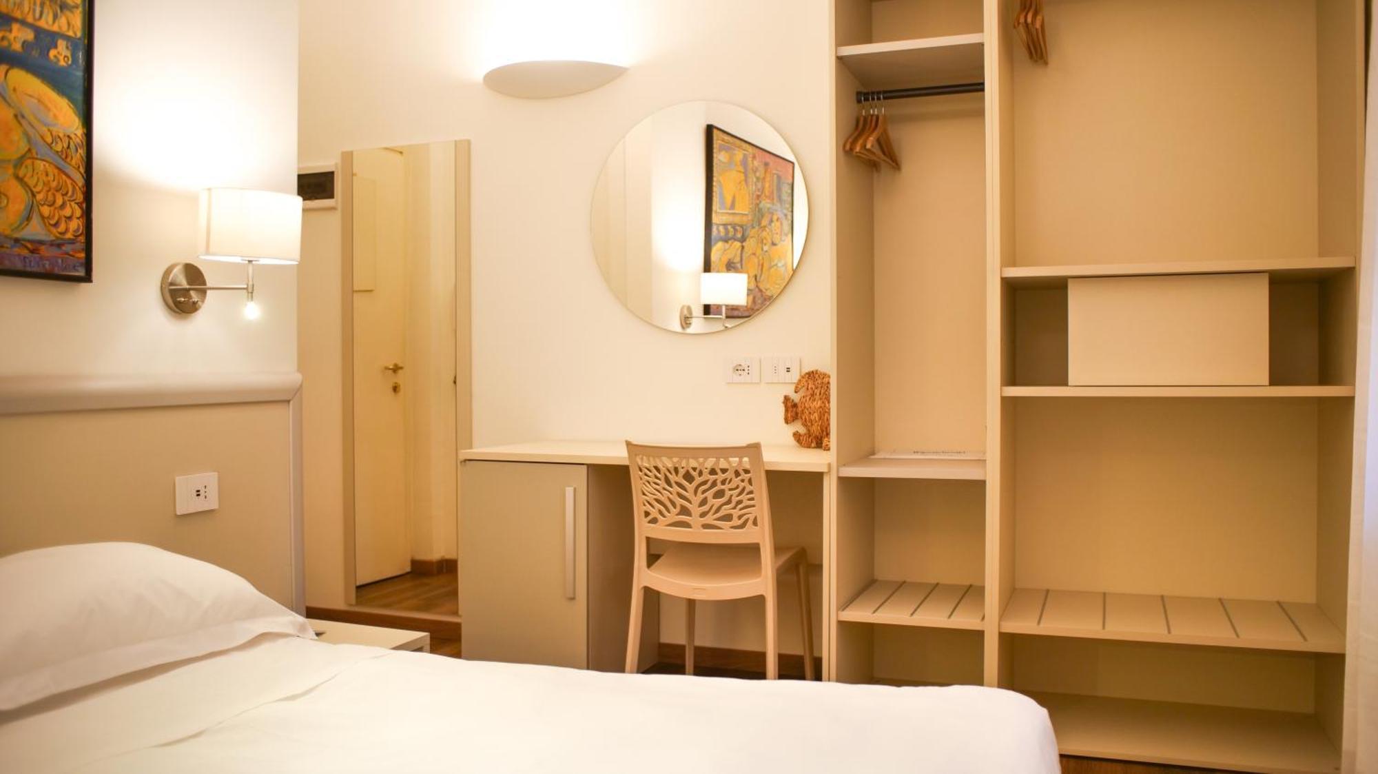 Rex Aparthotel Genova